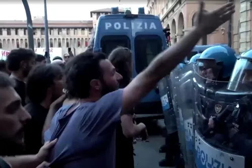 Morte de marroquino sob custódia policial gera protestos violentos na Itália
