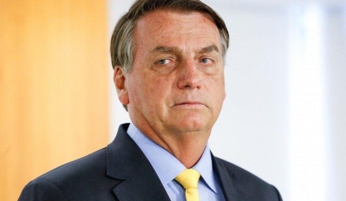 TSE pede para STF investigar Bolsonaro por fake news contra sistema de voto