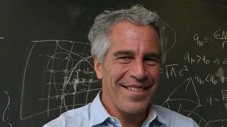 Jeffrey Epstein tinha CPF ativo no Brasil, aponta Receita Federal