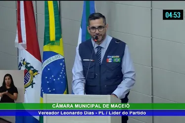 JHC apoiará Flávio Bolsonaro à presidência, diz vereador de Maceió