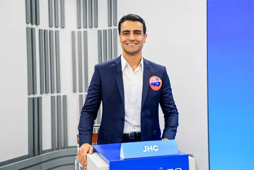 JHC escapou da disputa, mas não da cobrança da direita