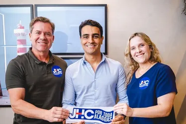 JHC “fura bolha” de Lira e fecha apoio com prefeito e deputado federal