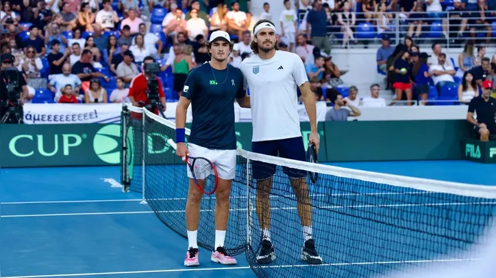 Brasileiro João Fonseca vence Stefanos Tsitsipass pelo Masters 1000 de Montreal