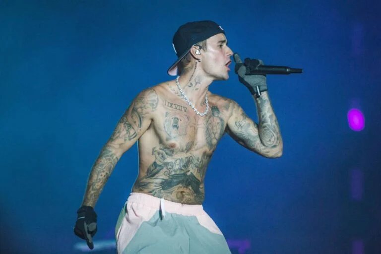 Justin Bieber é confirmado no show de intervalo da final da Copa do Mundo 2026