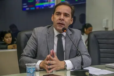 Kelmann desiste de candidatura e levanta dúvidas no cenário político