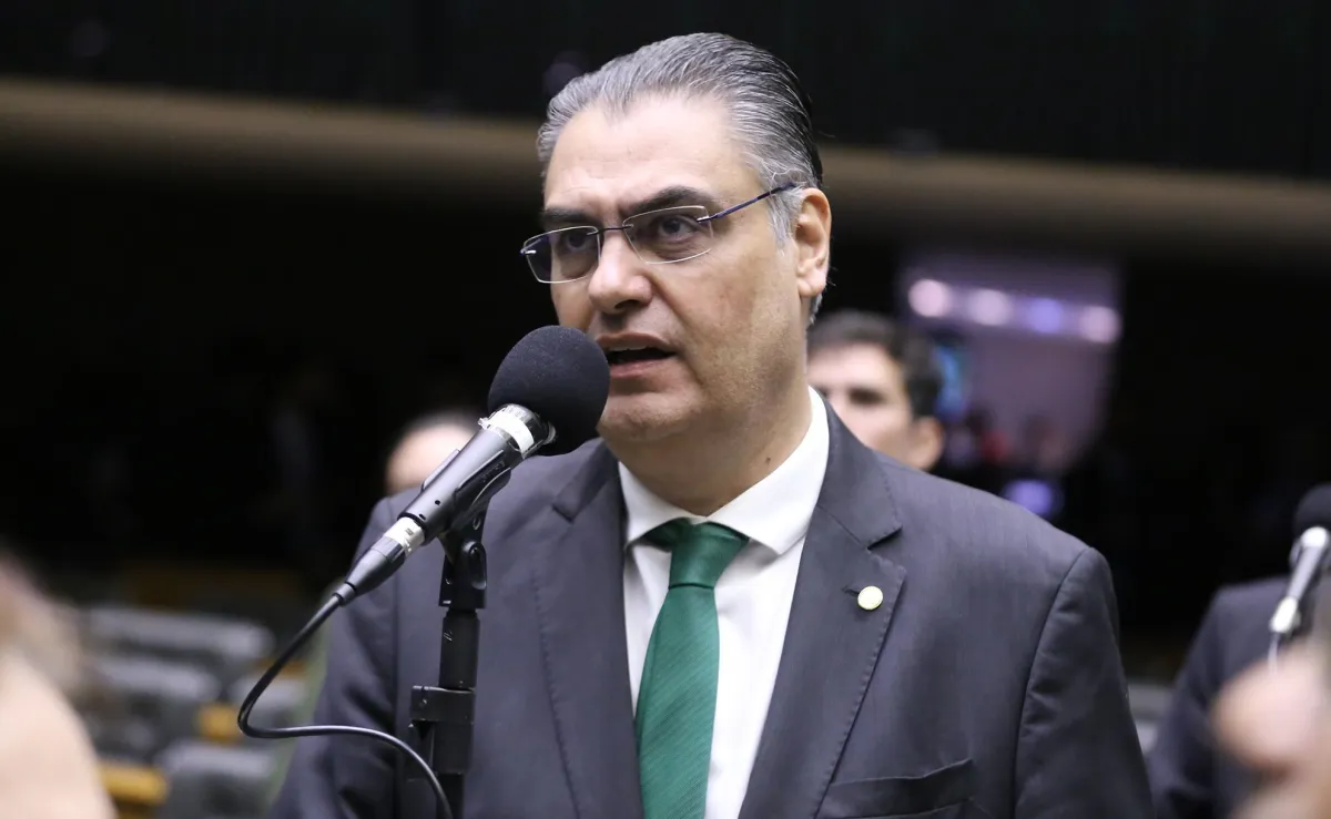 Deputado Lafayette de Andrada é cotado para relatar PL da Anistia