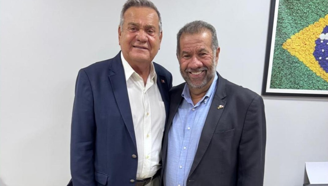 Lessa surpreende, conversa com PSDB e pode dar guinada à direita