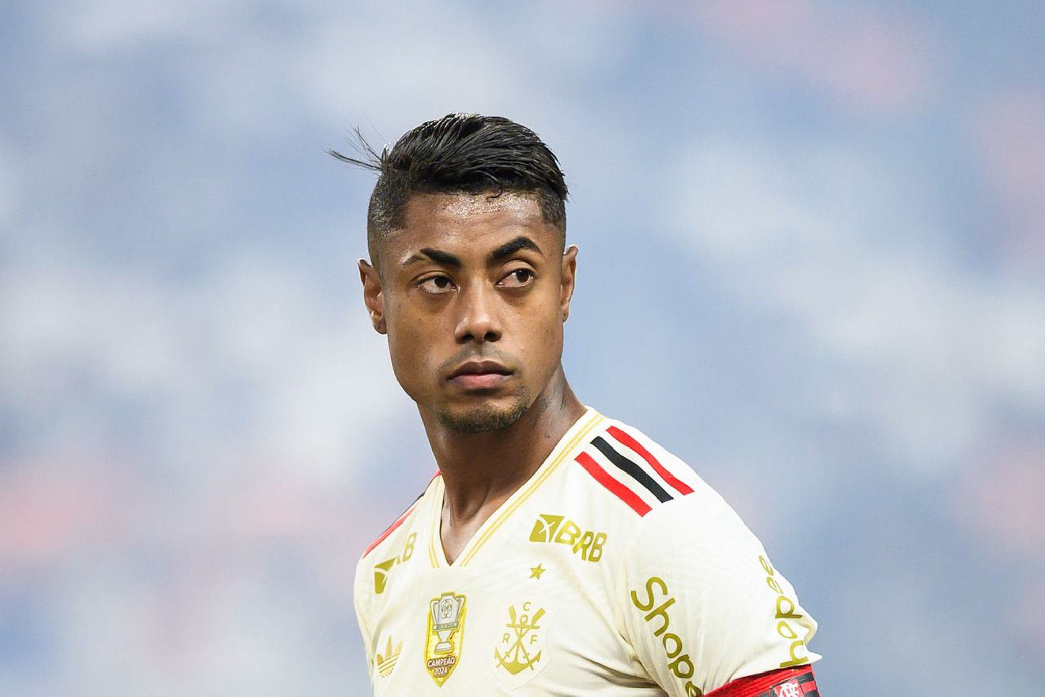 Bruno Henrique é condenado pelo STJD e pega 12 jogos de suspensão