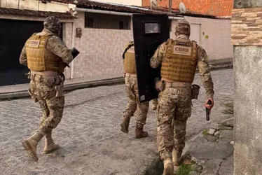 Megaoperação prende 11 suspeitos do Comando Vermelho em Alagoas