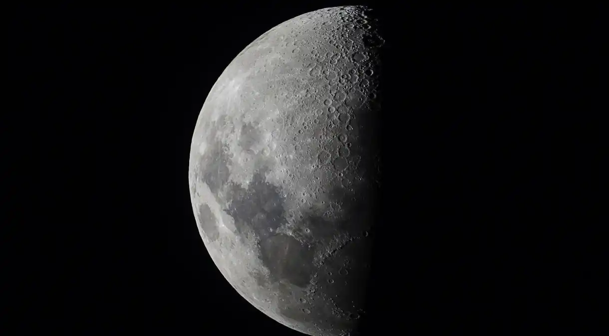 Cientistas descobrem grafeno formado naturalmente na Lua