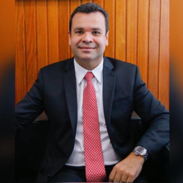 Nem Gaspar, nem Cunha: União Brasil de AL fica com braço direito de Lira