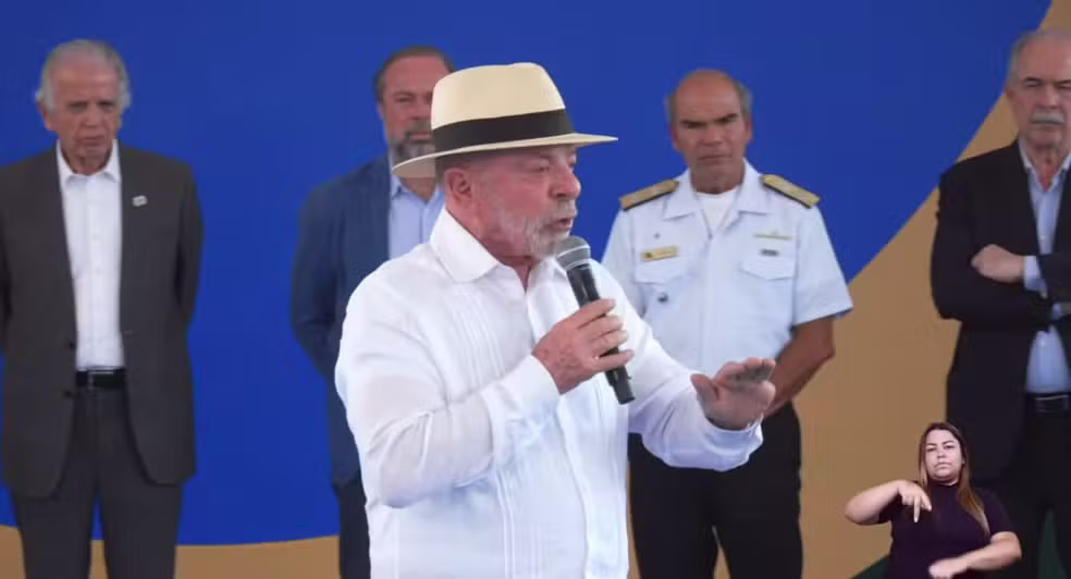 Lula defende enriquecimento de urânio e soberania do Brasil em discurso