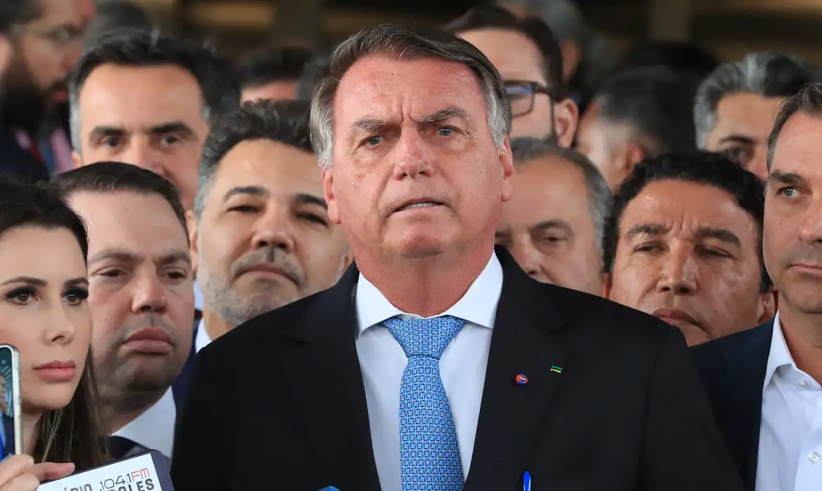 STF inicia julgamento de Bolsonaro e aliados por tentativa de golpe