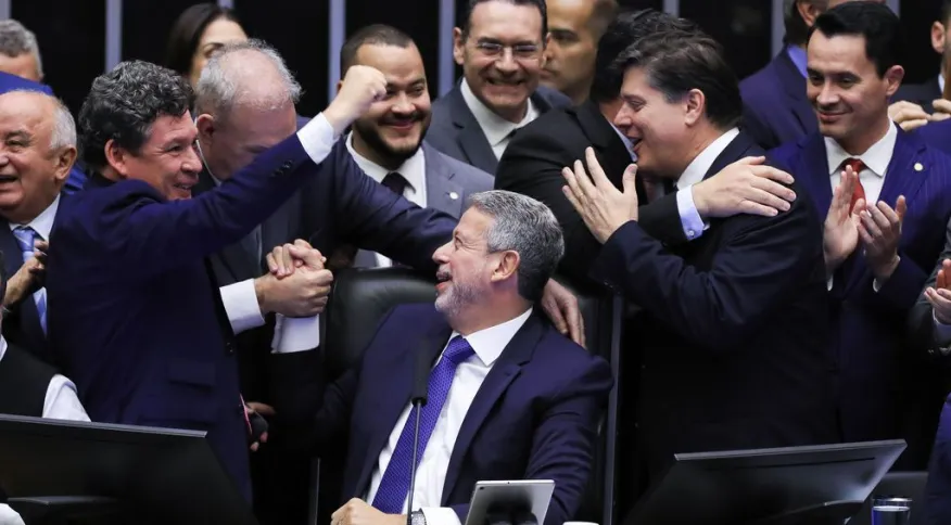 Reforma tributária deve gerar “efeito animador” sobre a economia, avalia especialista