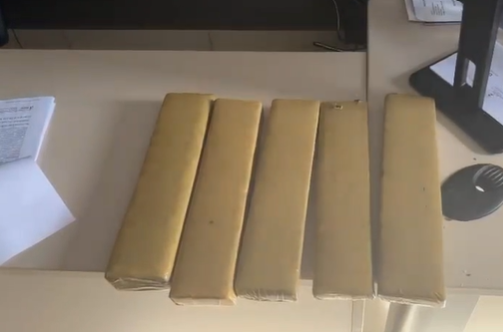 Homem é preso ao receber maconha enviada por transportadora em Rio Largo
