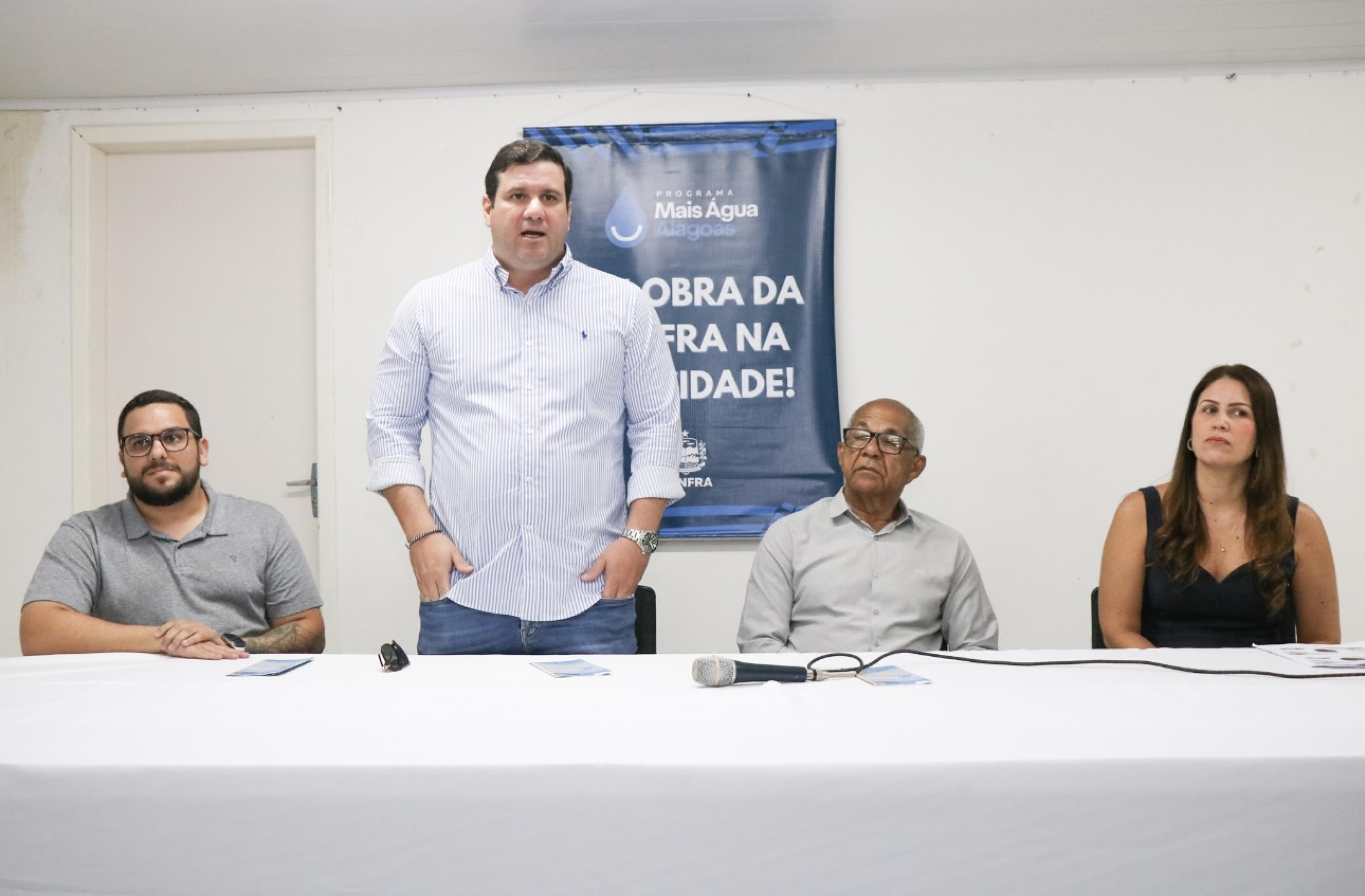 Governo de AL reforça investimentos em obras e no abastecimento de água em Japaratinga