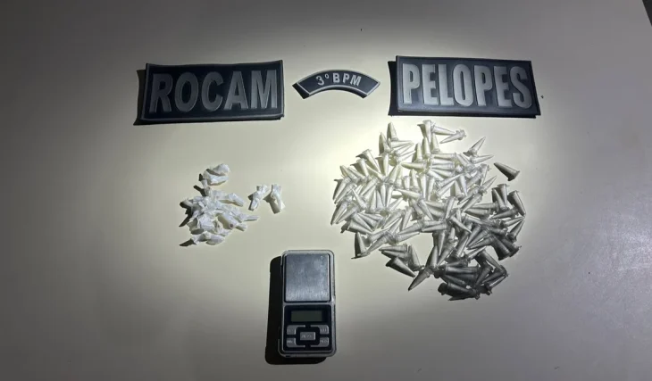 Adolescente de 16 anos é apreendido com mais de 100 pinos de cocaína