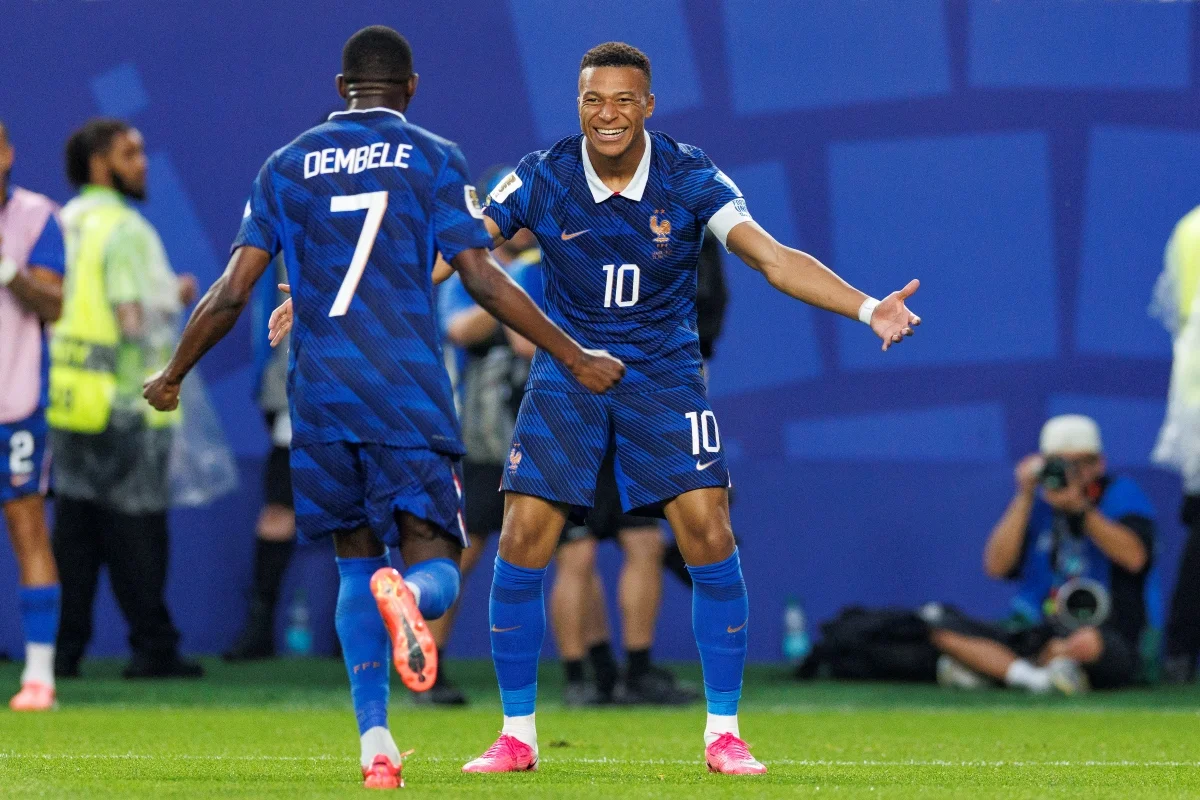Mbappé e Dembélé igualam marca de Ronaldo e Rivaldo e se aproximam de recorde