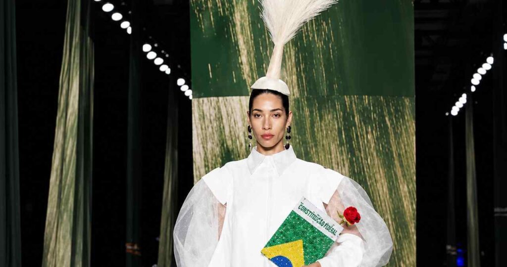 Estilista alagoano leva Constituição Federal ao São Paulo Fashion Week