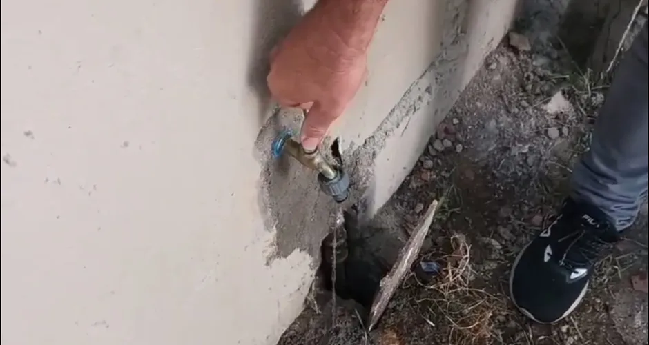 Moradores de Arapiraca denunciam falta d’água há mais de 40 dias em conjunto residencial