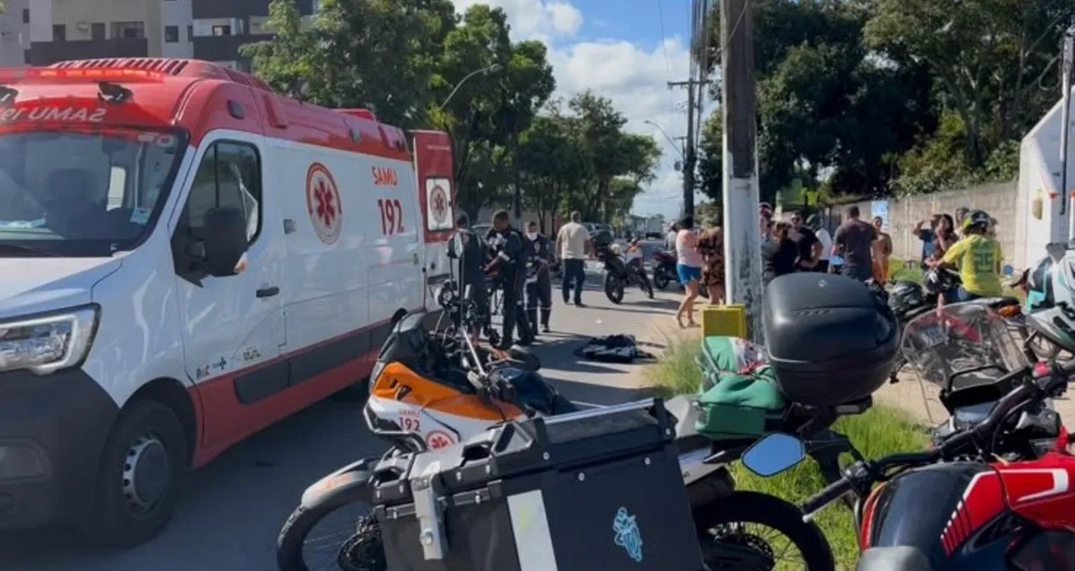 Mulher sofre fratura exposta após acidente e motorista foge na Santa Amélia