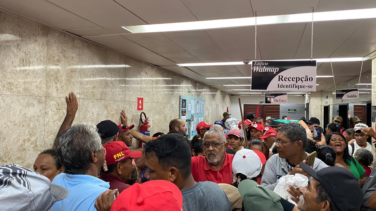 Movimentos ocupam superintendência do Incra no Centro de Maceió