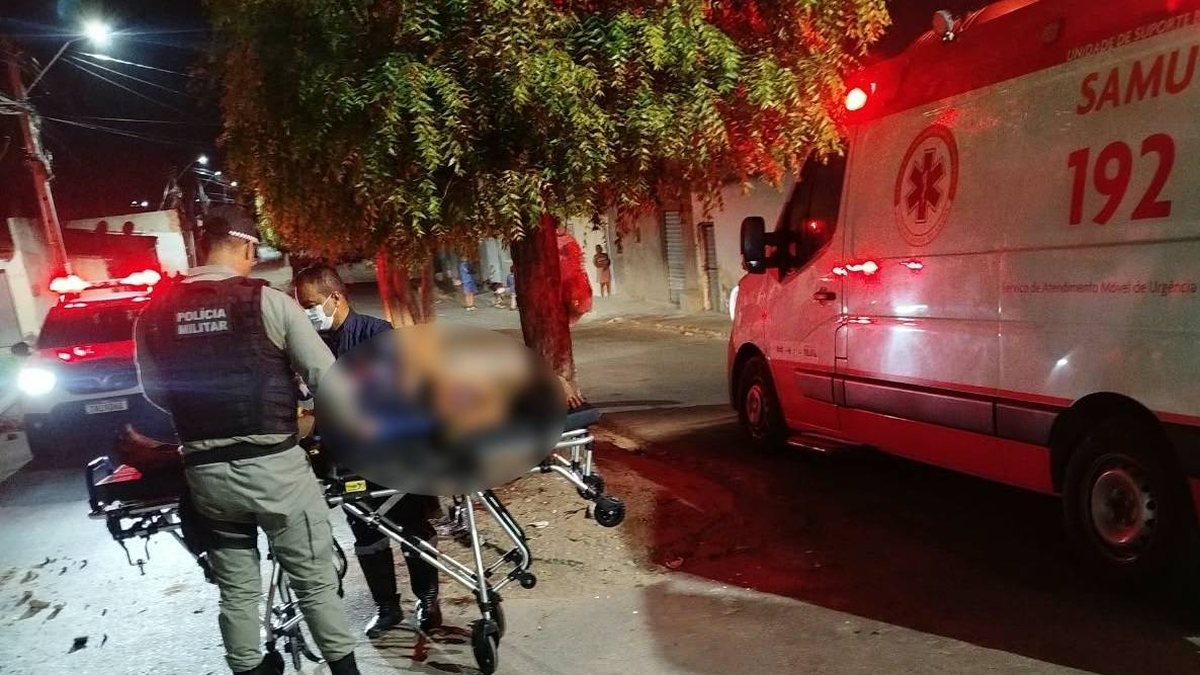 Mulher é resgatada ensanguentada após ataque do marido em Piranhas