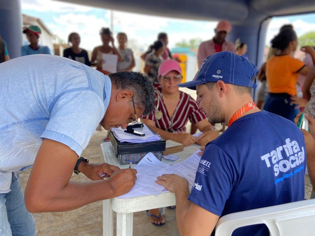 Alagoas recebe mutirão com troca de lâmpadas, cadastro e sorteios