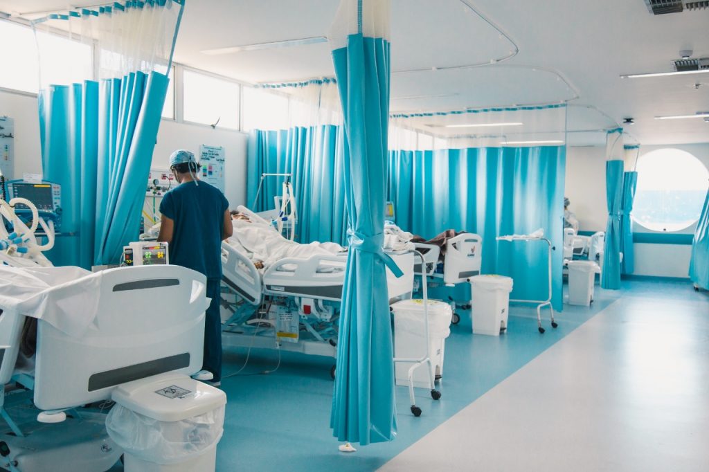 Covid-19: 87% dos internados em UTIs de AL não completaram esquema vacinal