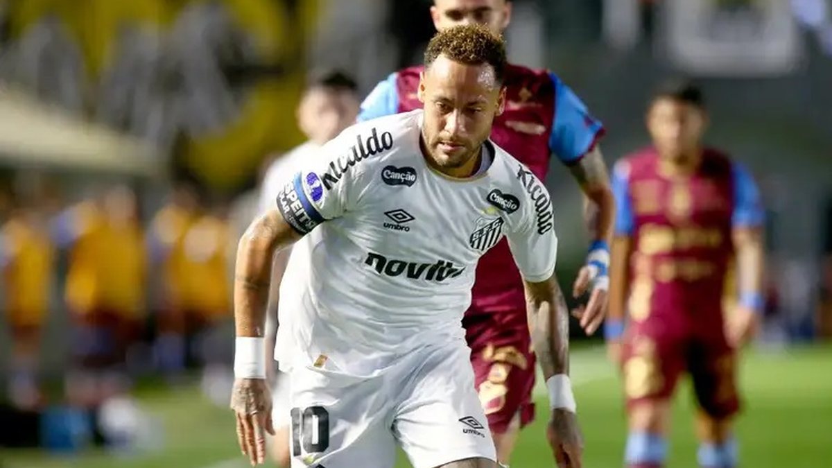 Neymar cobra apoio da torcida do Santos após após vitória sobre o Macará