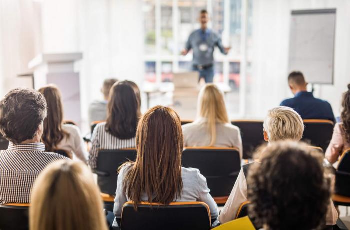Programa Emprega Mais oferece capacitação profissional para pessoas desempregadas