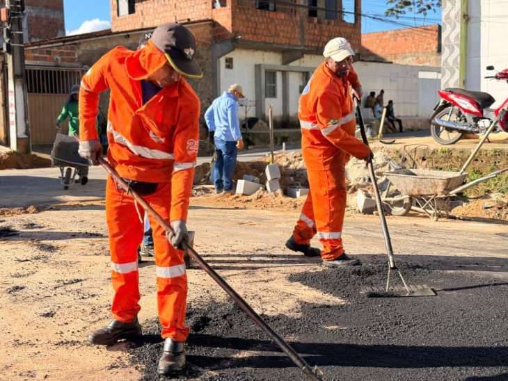 Maceió avança com pavimentação de mais de 17 km de vias na parte alta