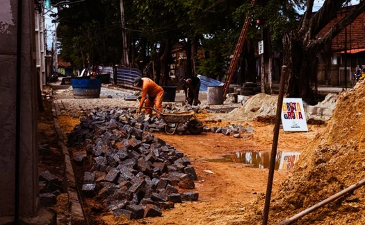 Brota na Grota intensifica pavimentação e transforma comunidades carentes de Maceió