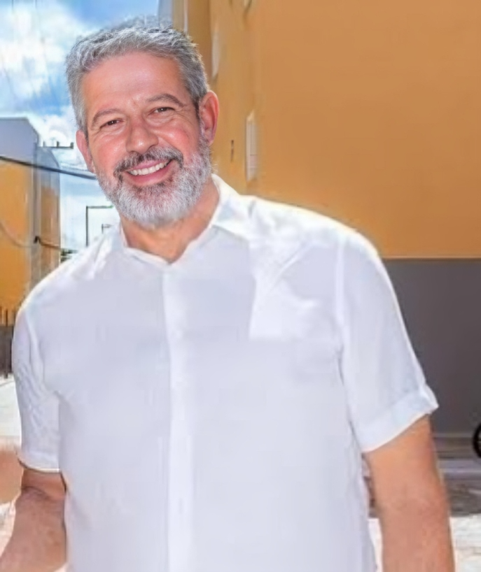 Governo: Arthur Lira deve lançar nome para enfrentar Renan Filho