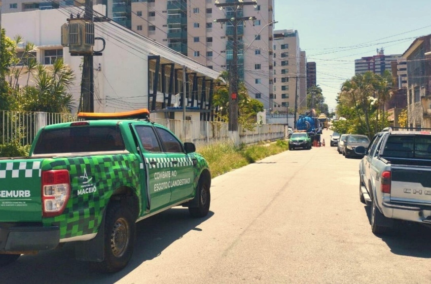 Operação identifica descarte irregular de esgoto em galeria pluvial em Maceió