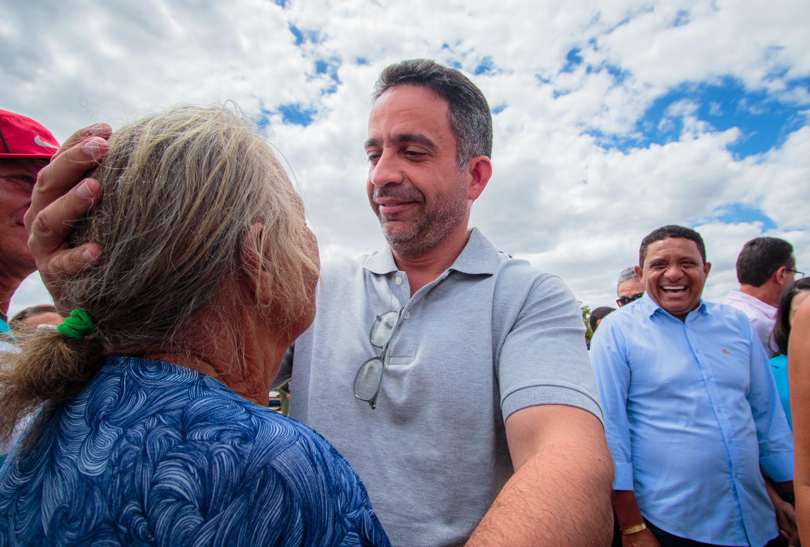 Paulo Dantas assina Ordem de Serviço para levar água para povoados de Palmeira dos Índios