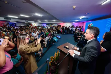 Paulo muda ritmo do governo e entra no modo “fale menos, faça mais”