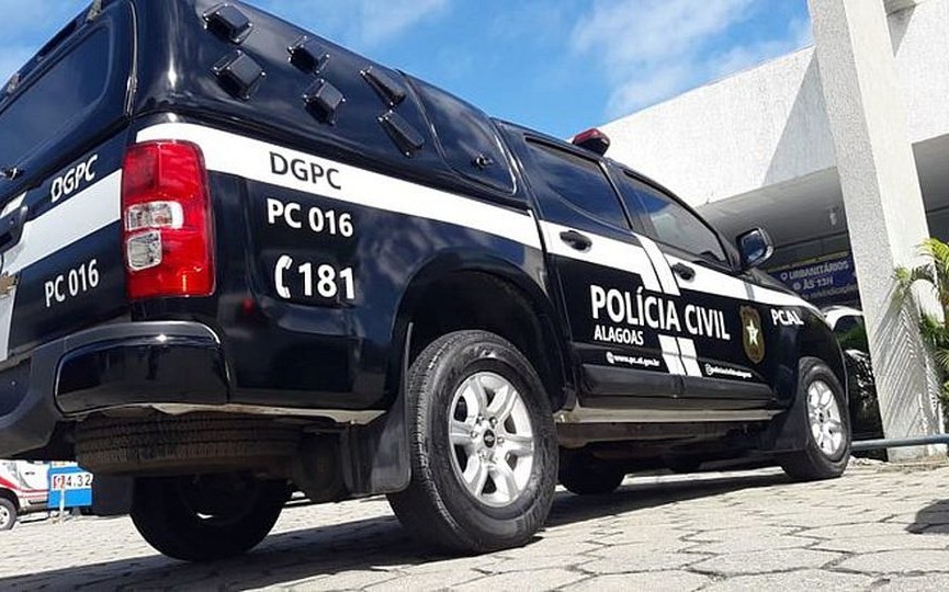 Homem é preso suspeito de enviar fotos íntimas para neta de sua esposa