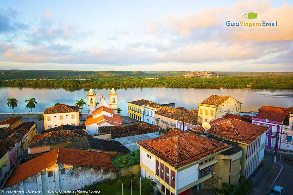 Penedo além do São Francisco: um roteiro para descobrir a cidade