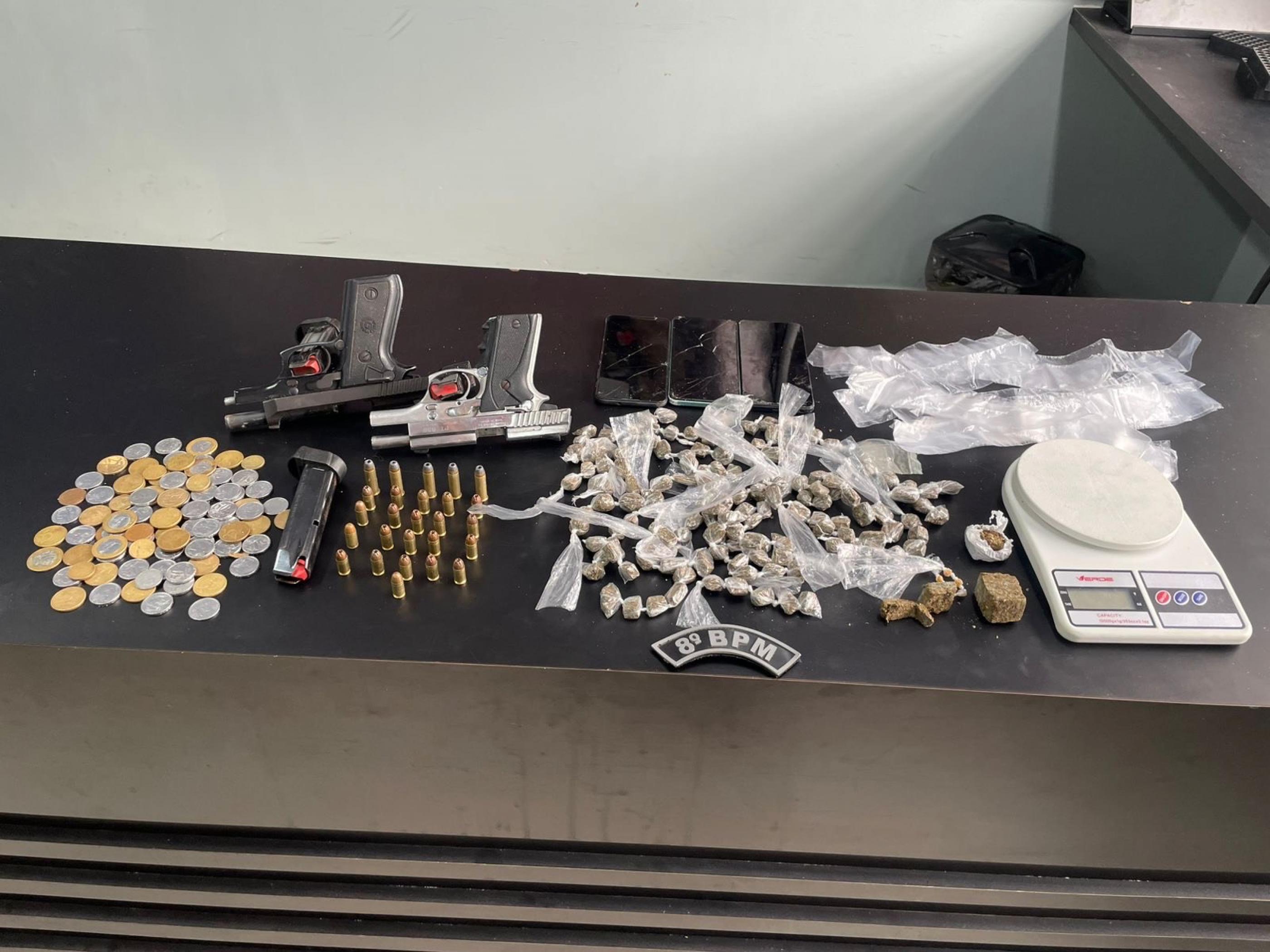 PM-AL apreende 25 armas e 12 quilos de drogas em uma semana