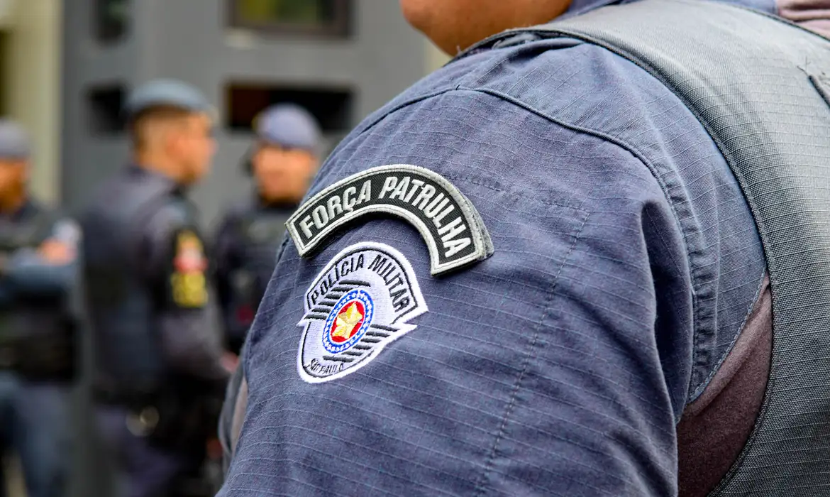 Suspeito de roubar celular de gestante dentro de ônibus é preso em Maceió
