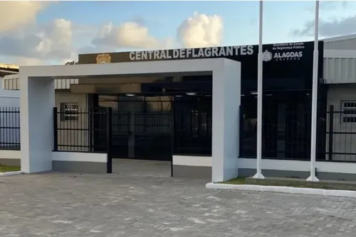 Mulher é resgatada de cárcere privado e irmã acaba presa em Rio Largo