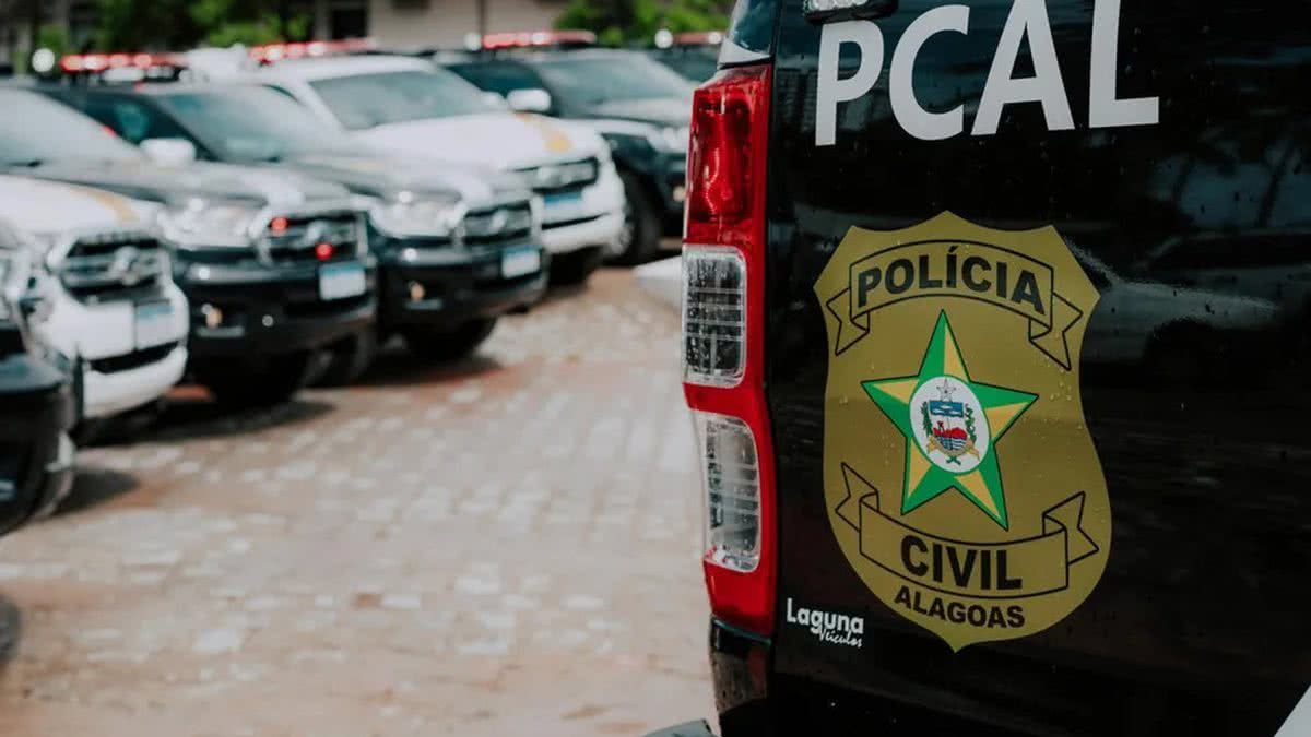 Mulher é presa suspeita de desviar R$ 43 mil de vales-alimentação em Maceió