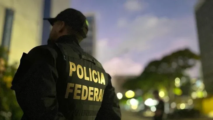 Delegado da PF é alvo de operação por venda de dados sigilosos
