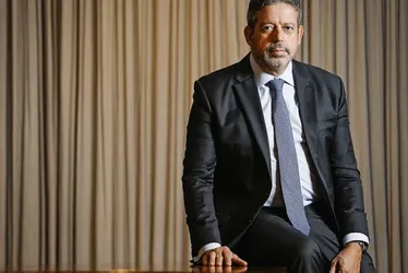 Por que Lira não recua do Senado, mesmo com risco de derrota?