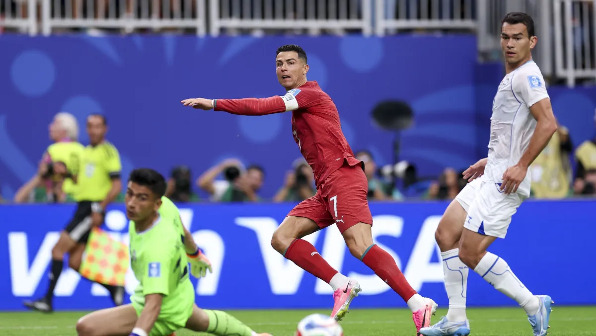 Portugal goleia Uzbequistão por 5 a 0 e encaminha vaga no mata-mata