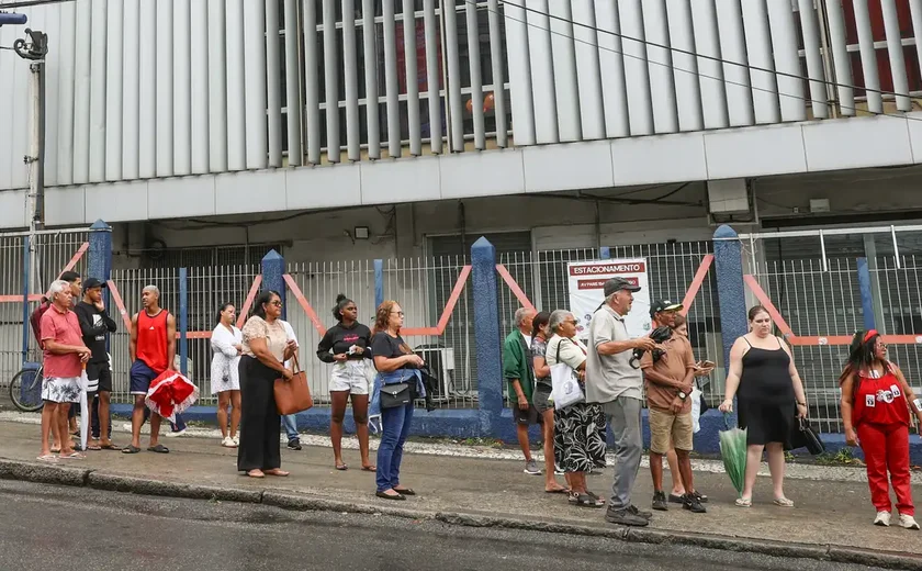 PF investiga redução de ônibus que pode ter prejudicado eleitores em 5 estados