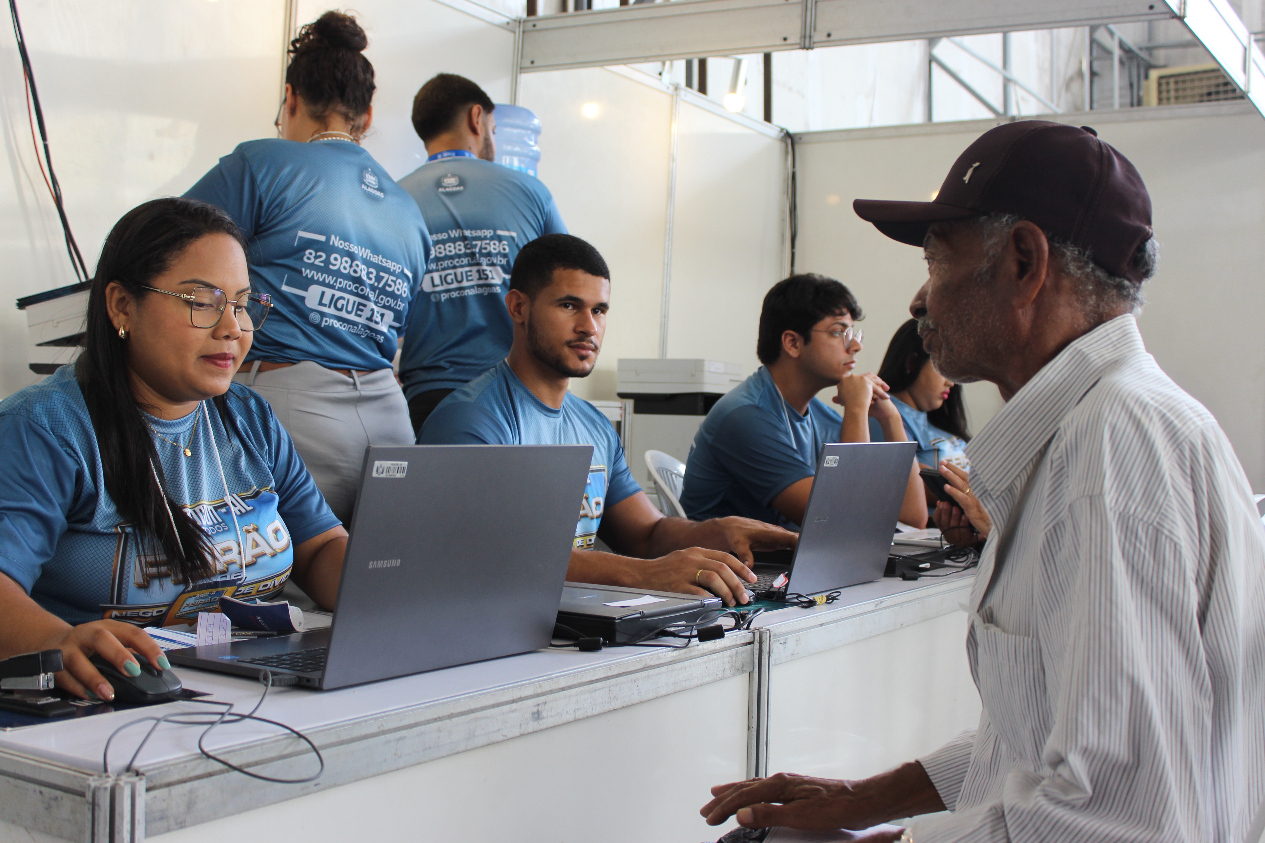 Procon promove ação para negociação de dívidas no Centro de Maceió