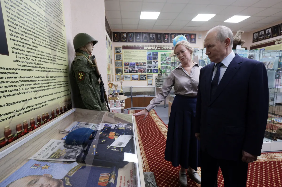 Putin desafia Japão ao visitar ilha disputada próxima ao território japonês