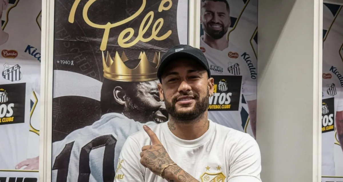 Cetro de Pelé é vendido por R$ 1,2 milhão em leilão de Neymar